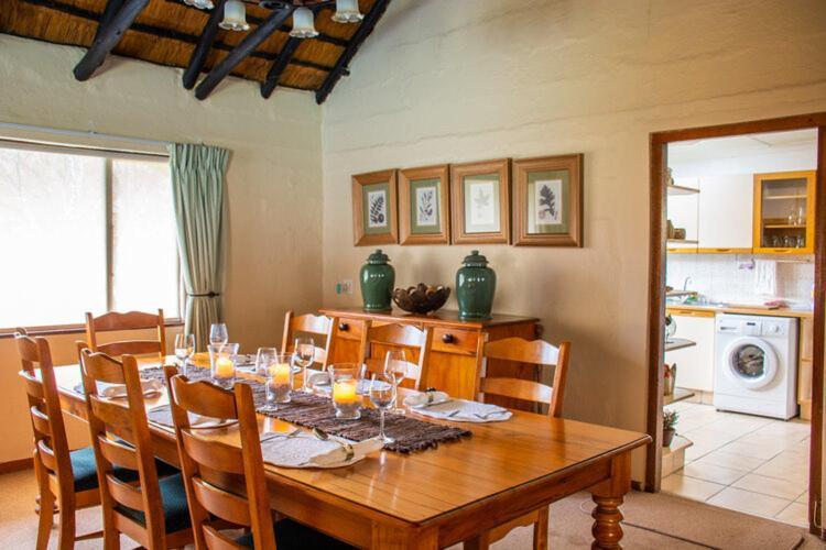 Lolambazo Country House & Cottage - Giants Castle Drakensberg Mahlutshini Rom bilde